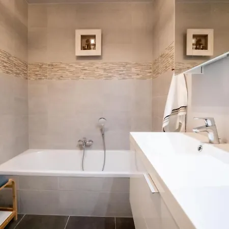 Rochusview-be With Parking And Terrace By Interhome Appartamento *